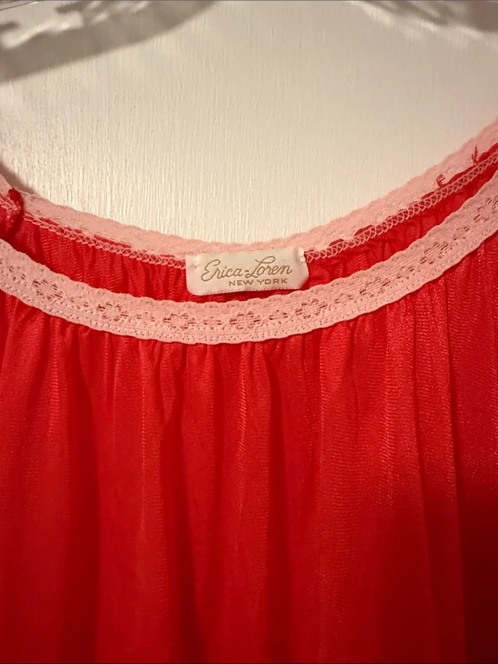 Vintage Erica Loren New York Red Nightgown White Lace OS One Size Flowy Retro - Picture 2 of 10